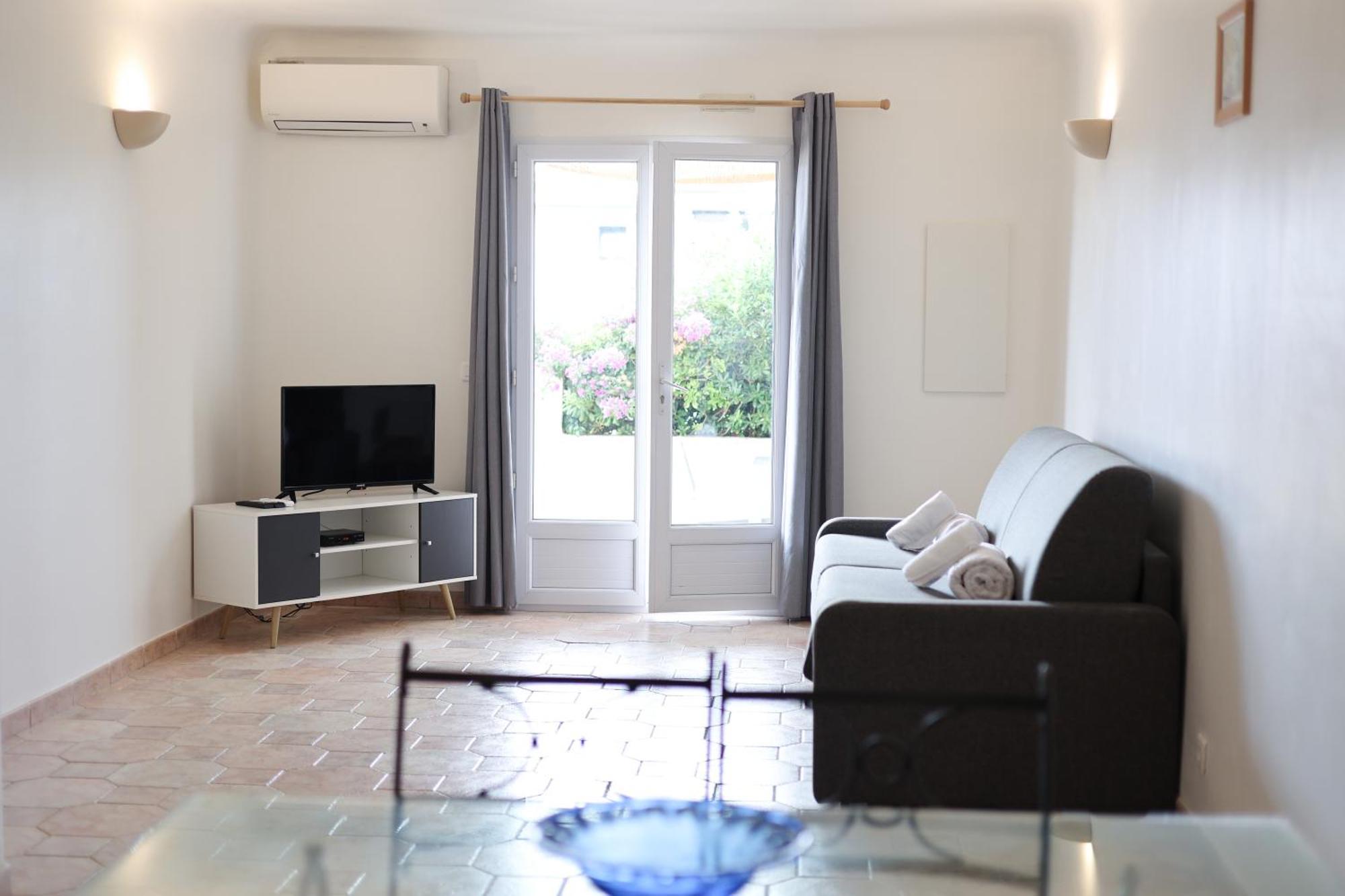 Apartamento Marina Di Fautea Olmucciu Habitación foto